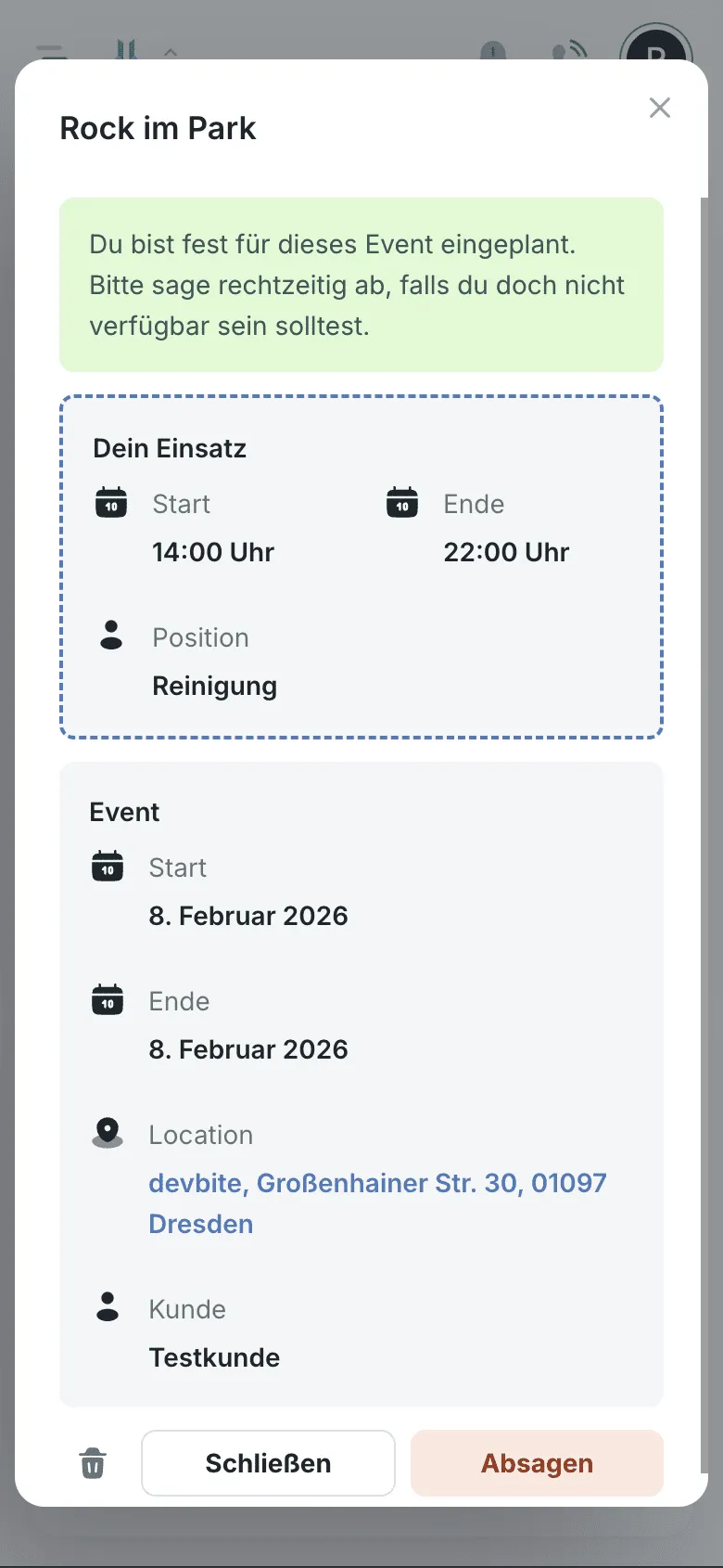 Event-Details mit Einsatzzeit, Position und Location (helles Design)